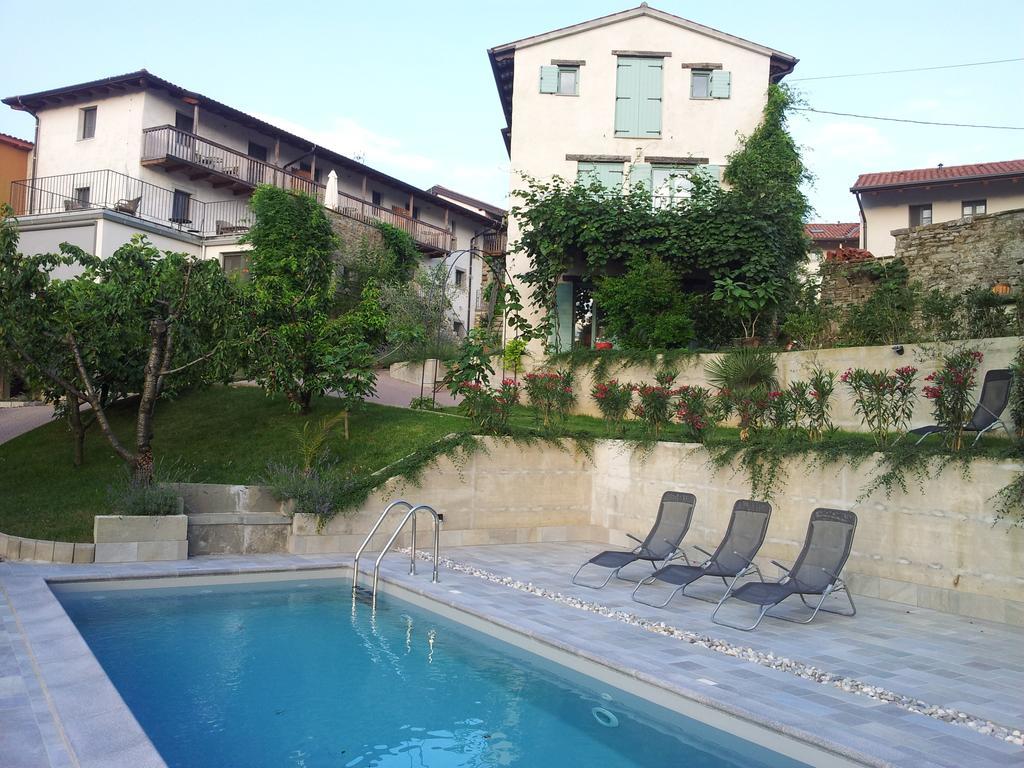 Boutique Hotel Dvor Доброво Екстер'єр фото