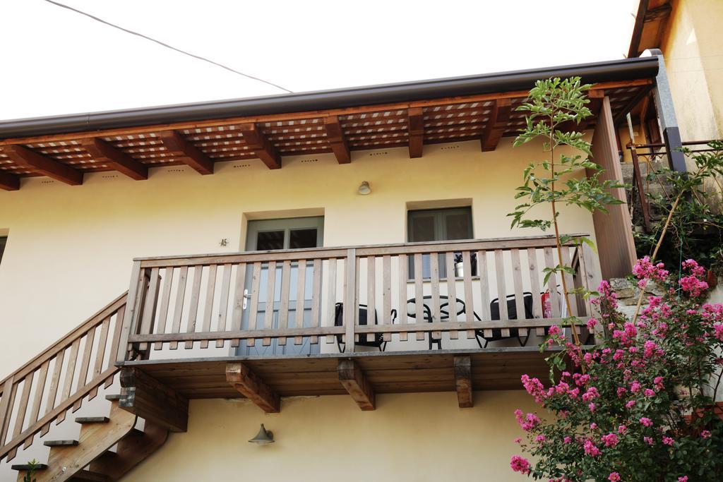 Boutique Hotel Dvor Доброво Екстер'єр фото